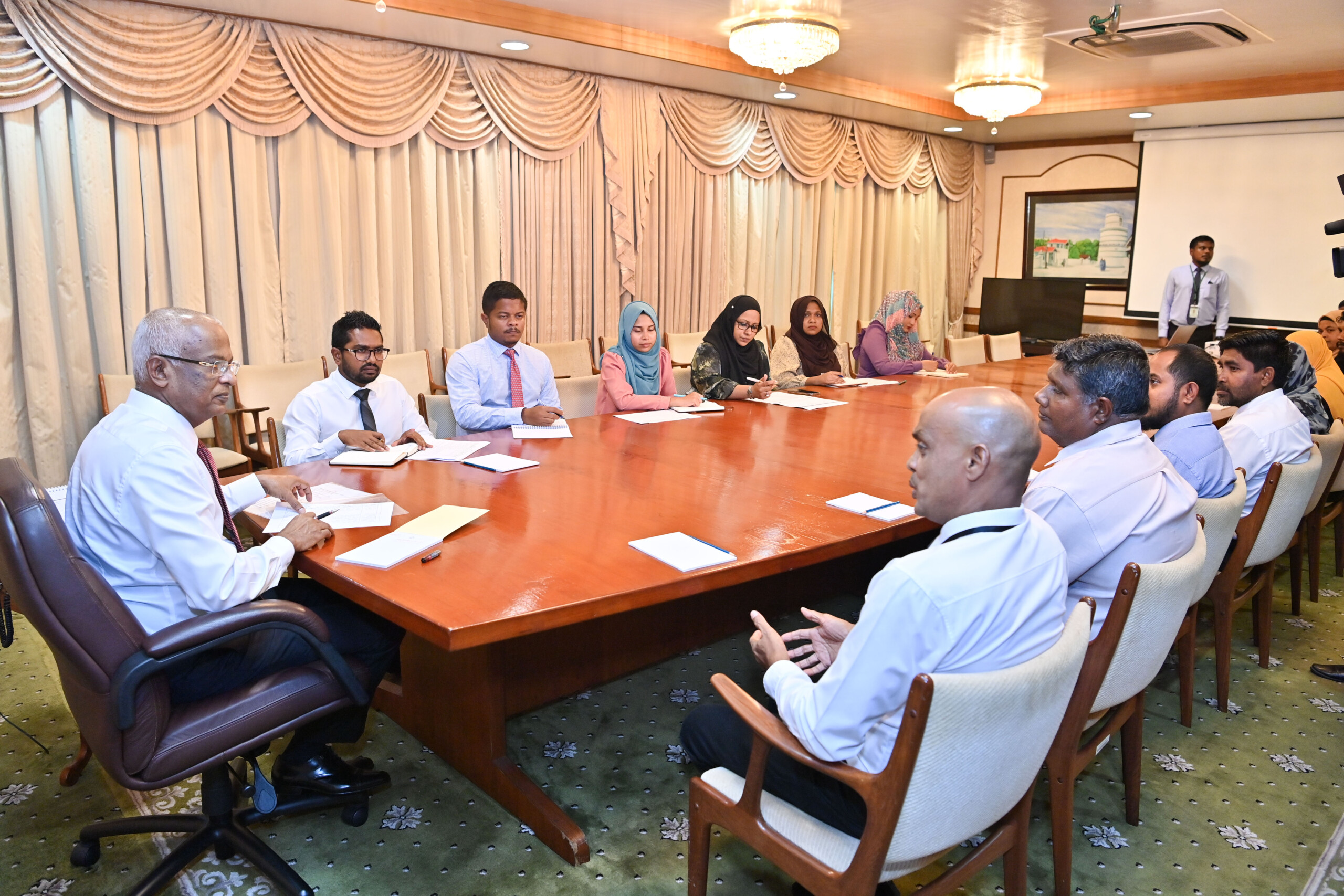 70304B34-5D8B-40AF-A5DA-01FBD5EEEC95