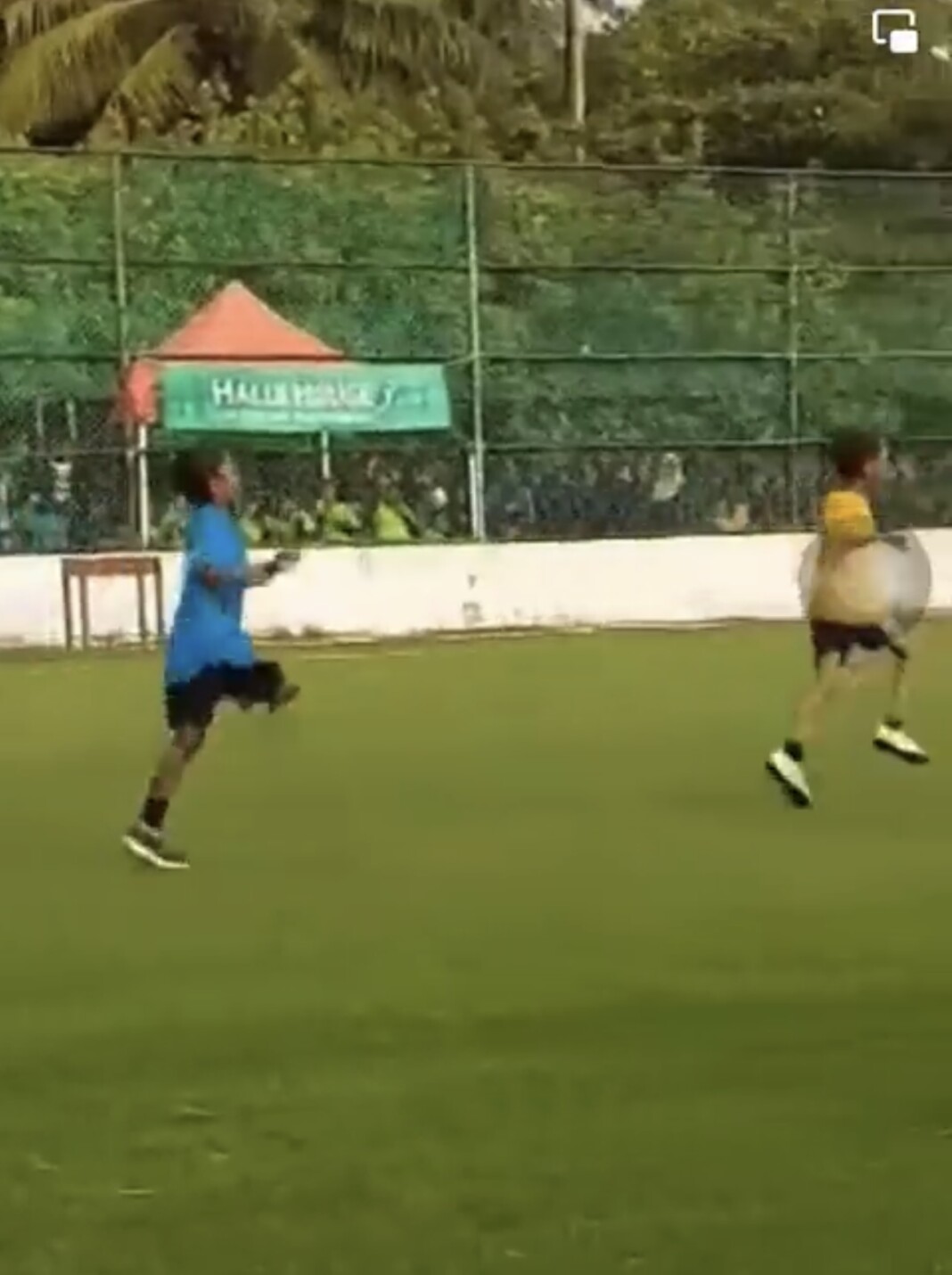 0FC19036-29FE-4D32-88CF-AD4C5C32E9AF