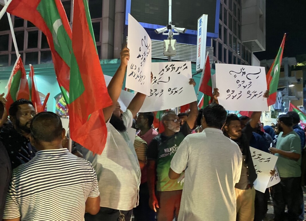 8DDA1292-1407-4C6E-8451-CBEF3D701A01